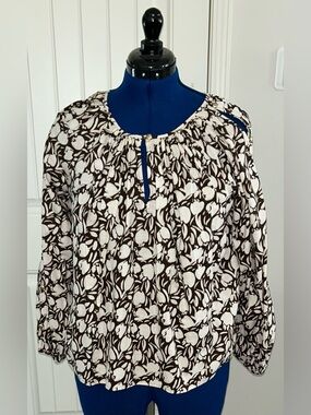 Loft Women’s Brown and Cream Floral Peasant Blouse